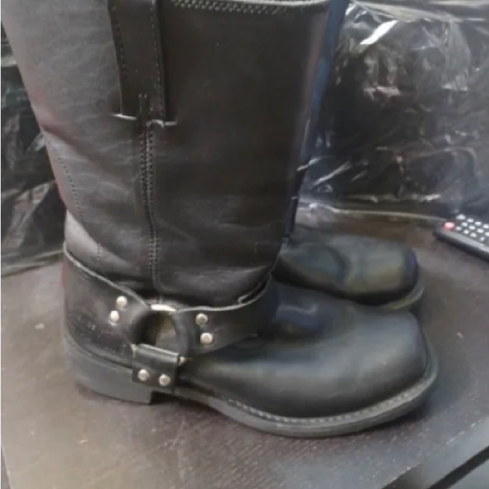 Guide Gear Black Leather Moto Harness Boots 
womens size 10.5 
men’s 8.5 EE
